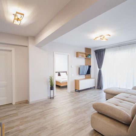 Apartament Creamy Wood Haven Oradea Zewnętrze zdjęcie