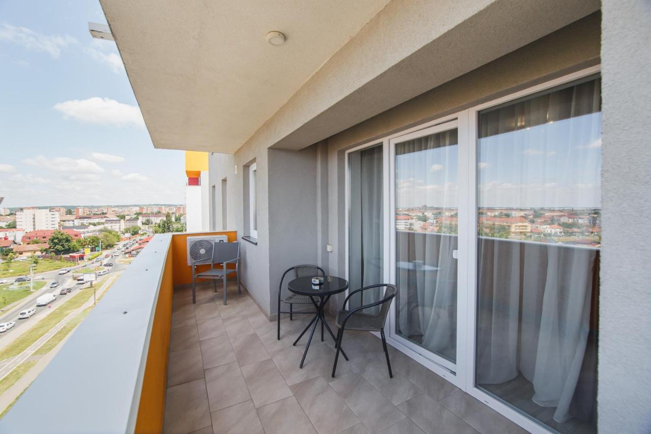 Apartament Creamy Wood Haven Oradea Zewnętrze zdjęcie