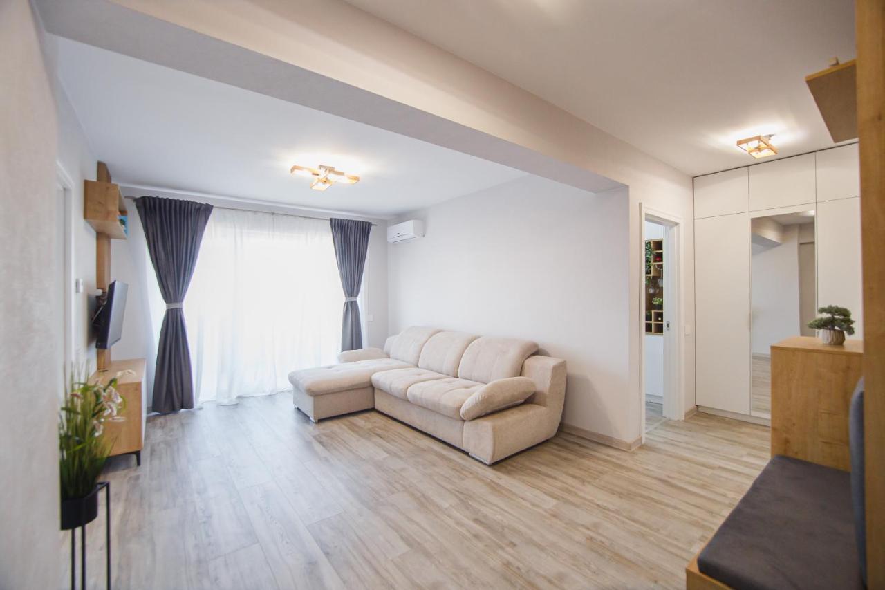 Apartament Creamy Wood Haven Oradea Zewnętrze zdjęcie