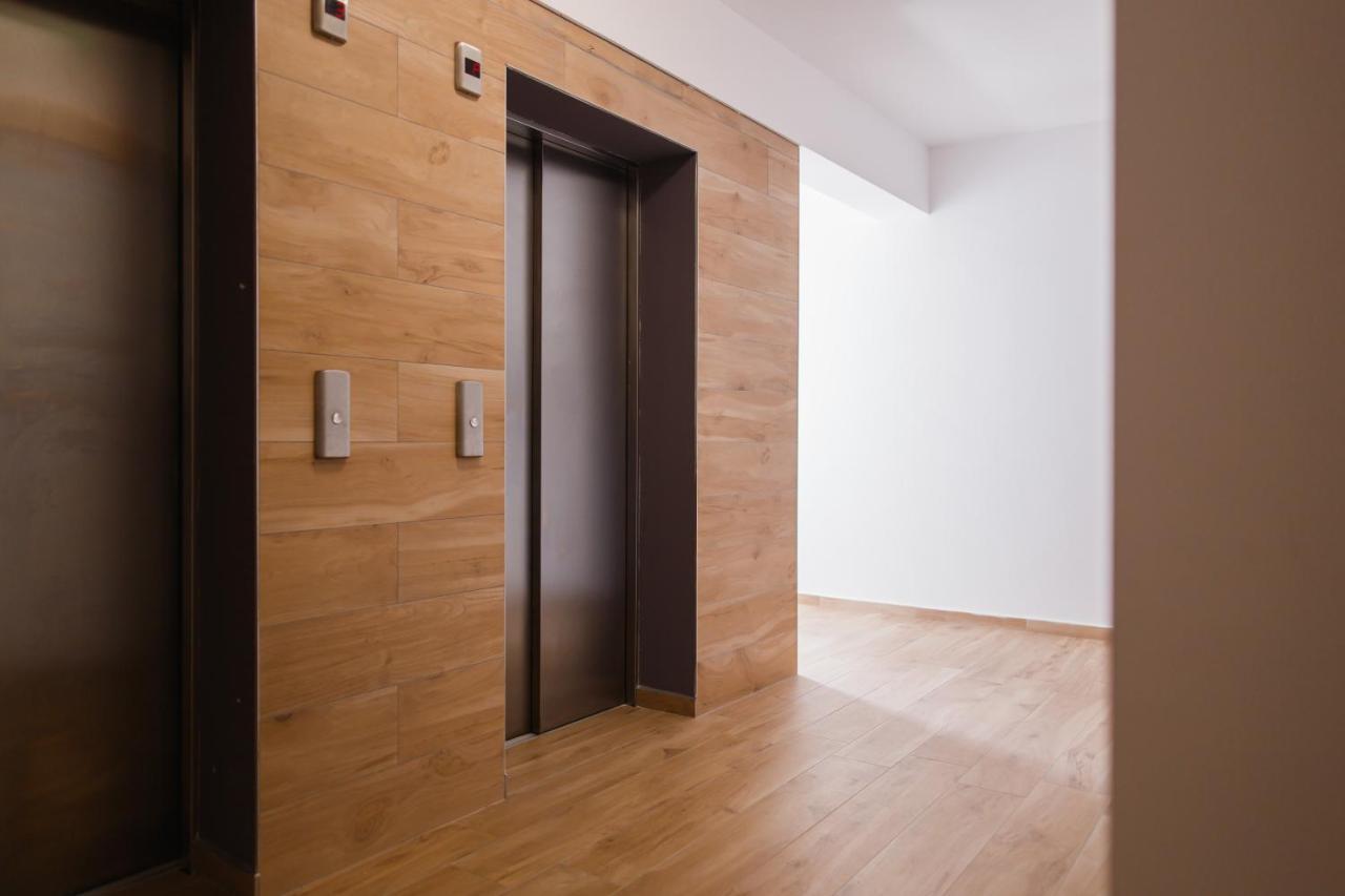 Apartament Creamy Wood Haven Oradea Zewnętrze zdjęcie