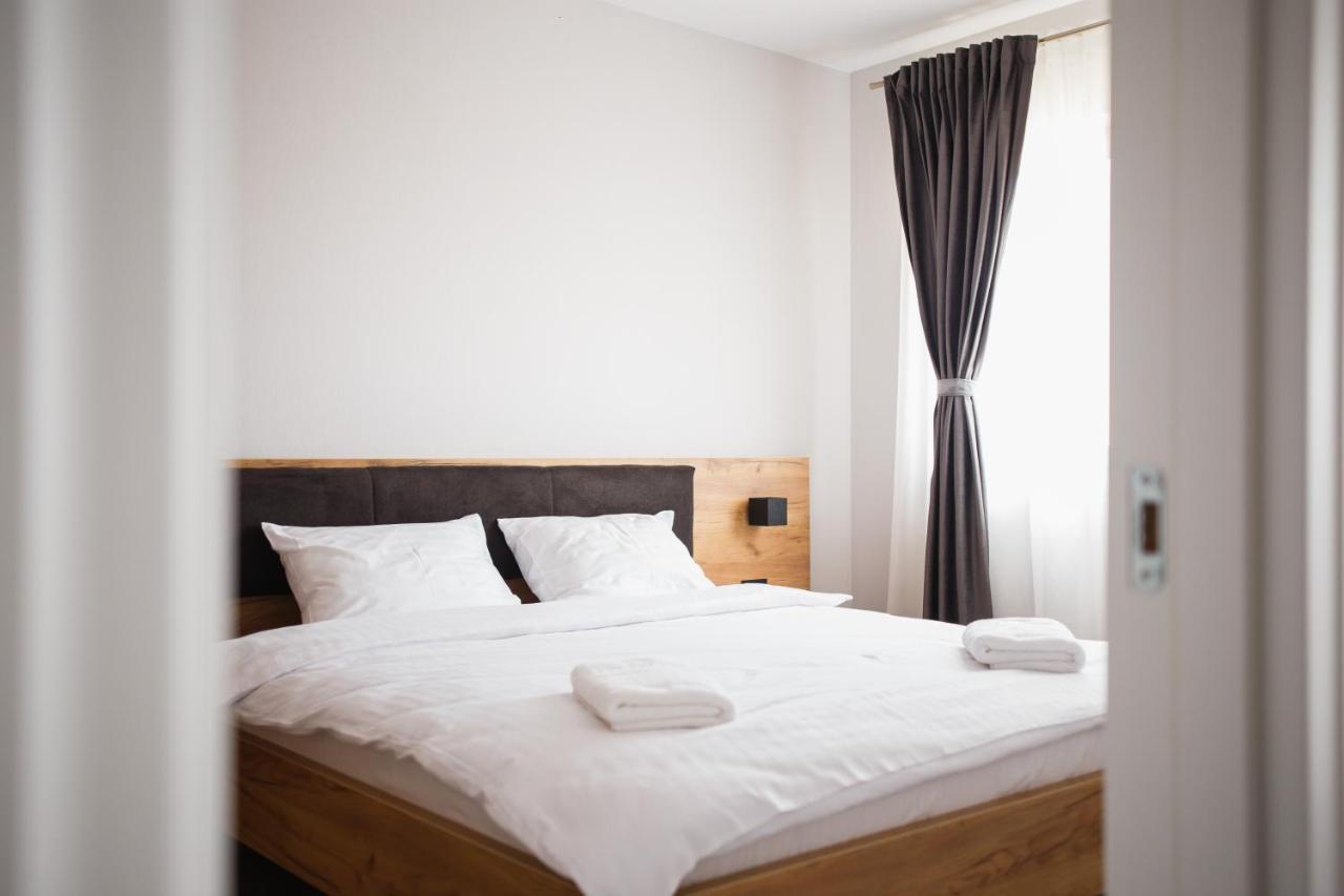 Apartament Creamy Wood Haven Oradea Zewnętrze zdjęcie